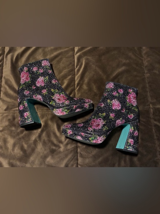 Betsey Johnson Shoes - Betsey Johnson brand, size 7.5, Floral Embellished Black Platform Ankle Boots